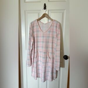 Croft & Barrow Intimates Sleep Gown & Socks